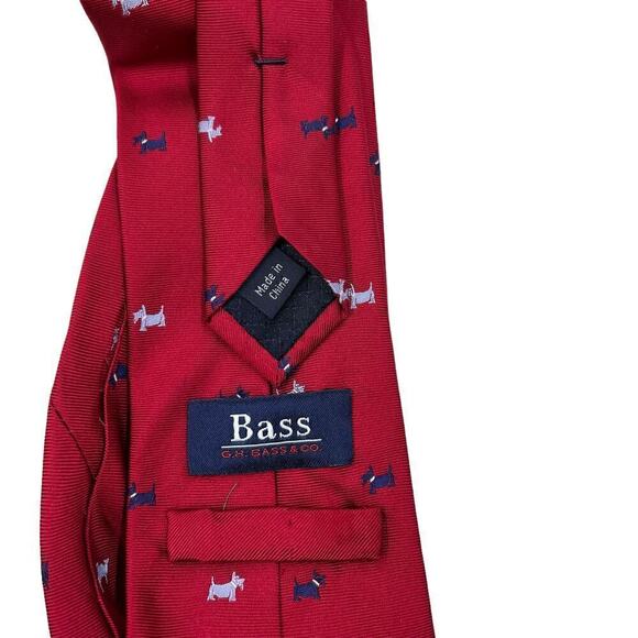 G H Bass Tie with Scottie Dogs Red with White and Blue - Picture 3 of 3